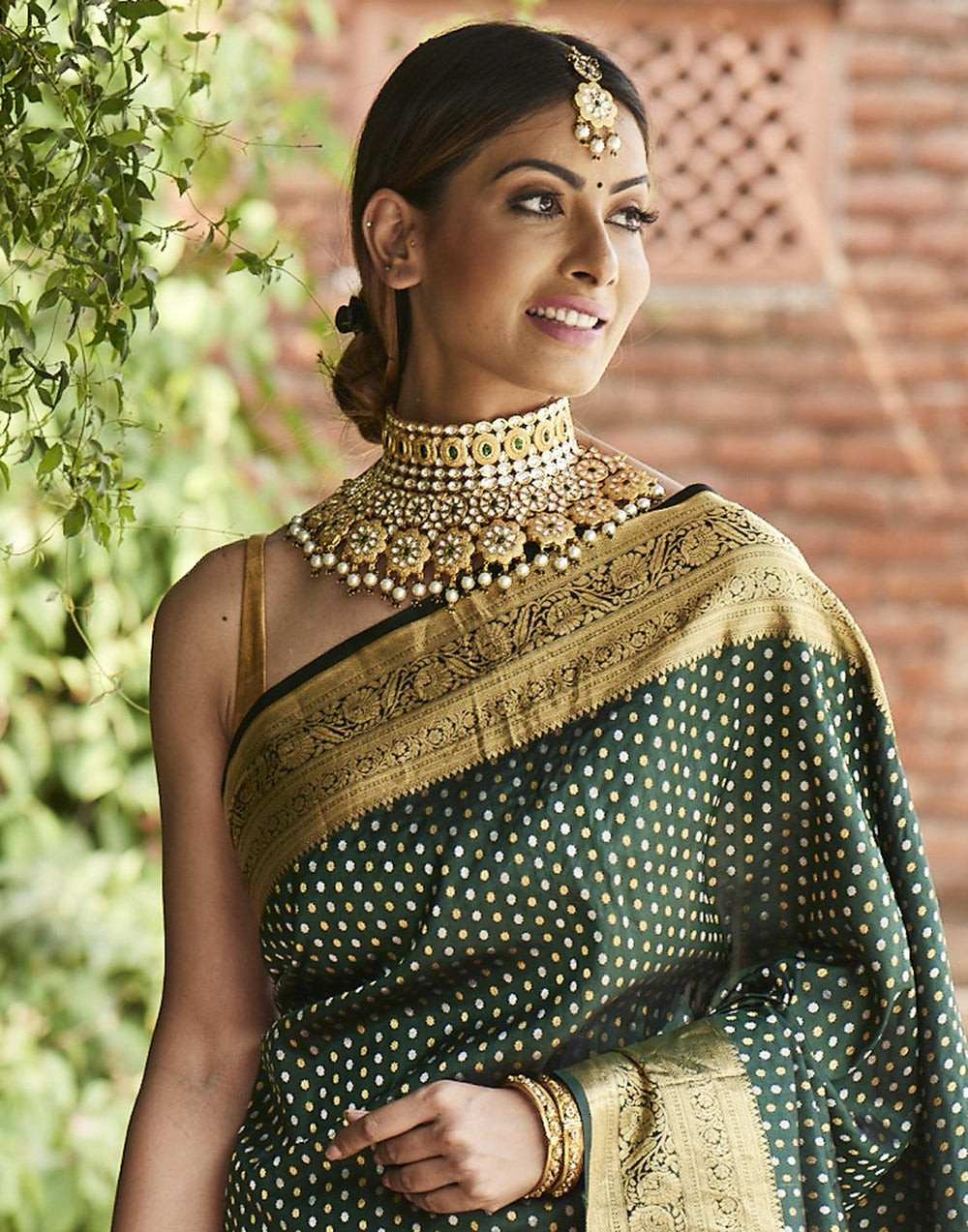 MBZ Meena Bazaar-Heavy Kundan with Pearl Bridal Set with Maang Tikka