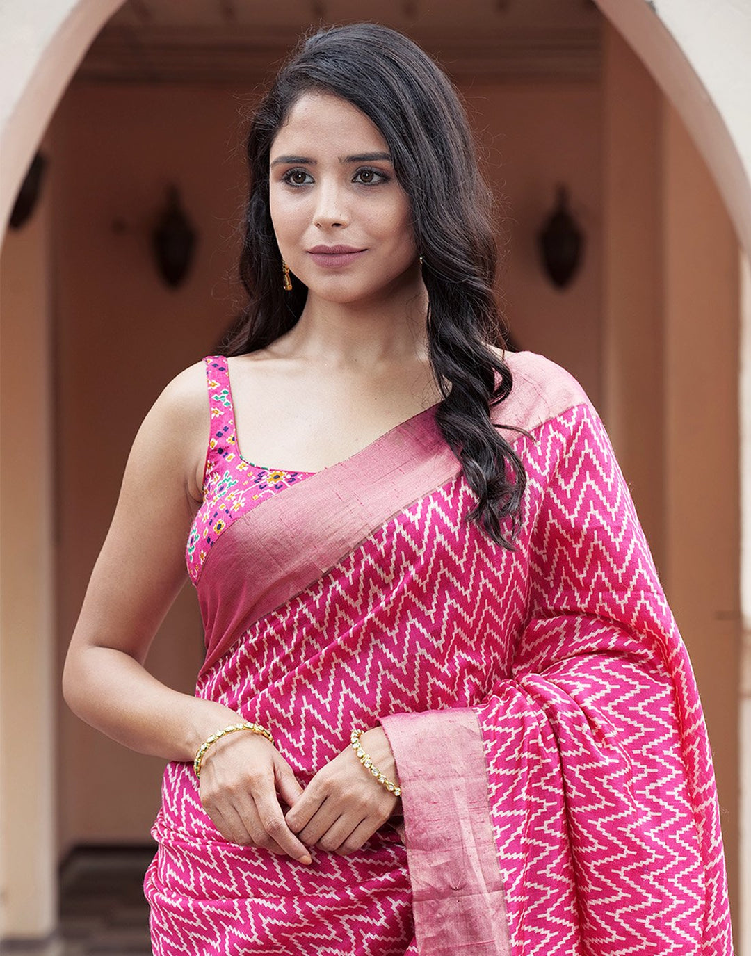 Woven Handloom Dupion Saree With Abstract Zari Border