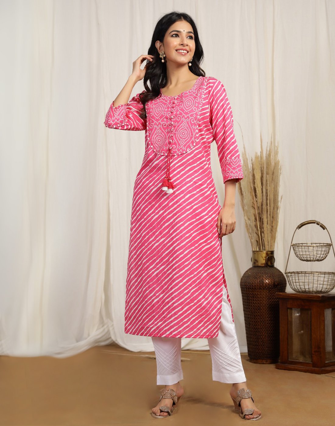 Leheriya Print Cotton Kurti Yoke Detail