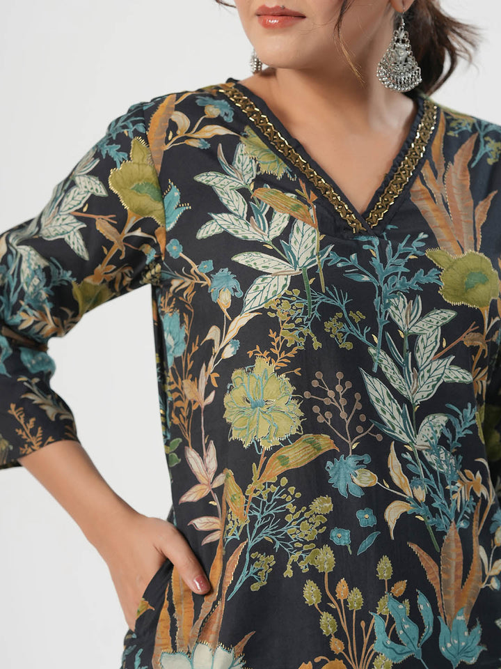 Floral Printed Cotton Kurta With Pants
