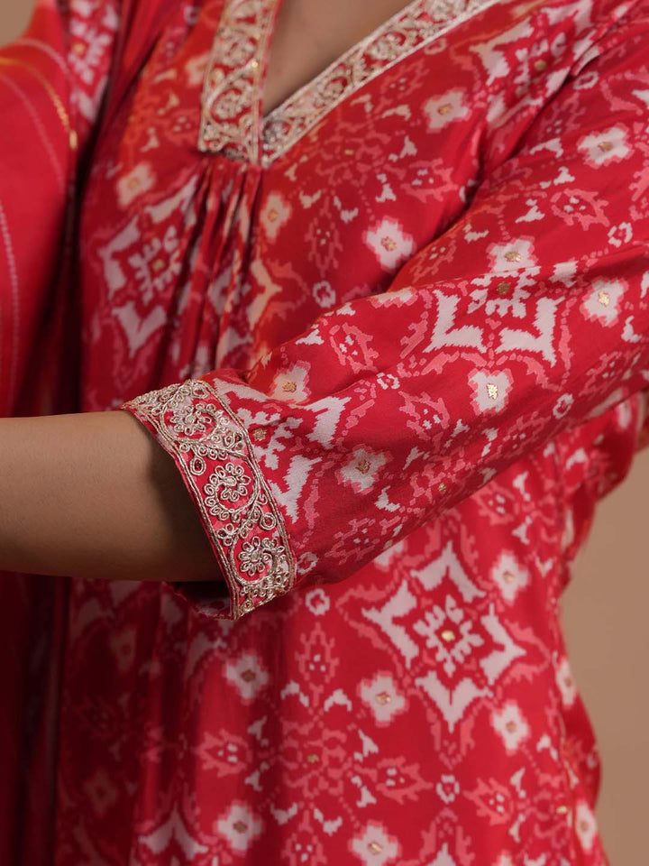 Floral Printed Cotton Kurta With Pants &amp; Dupatta