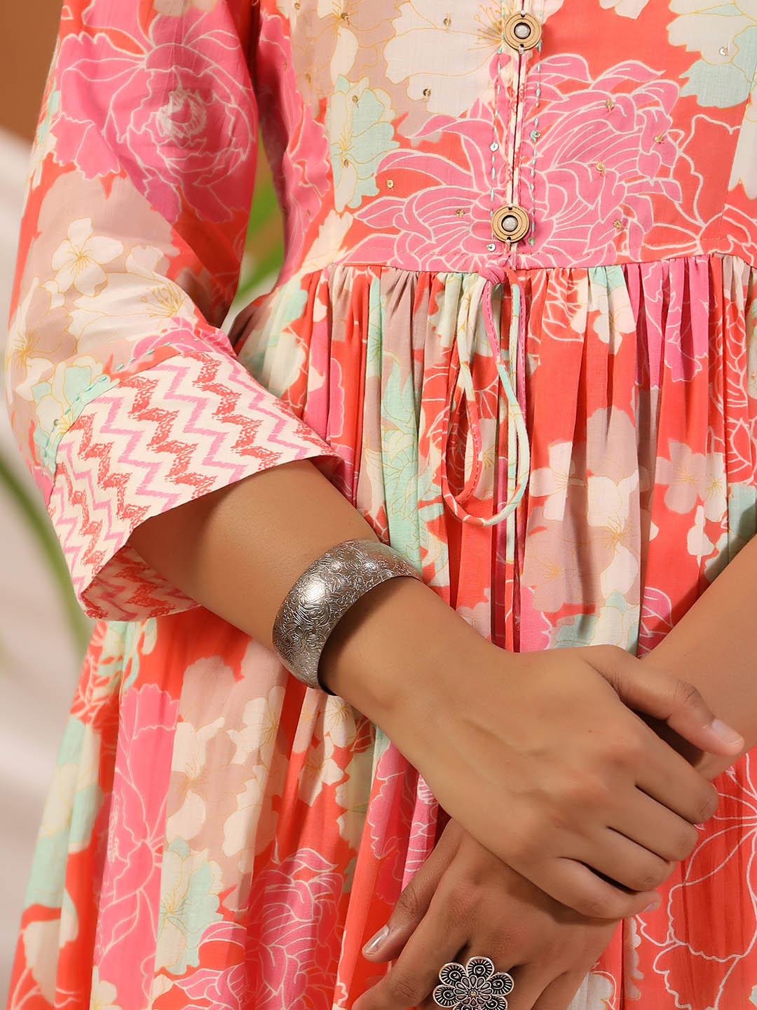 Floral Printed Cotton Kurta With Pants