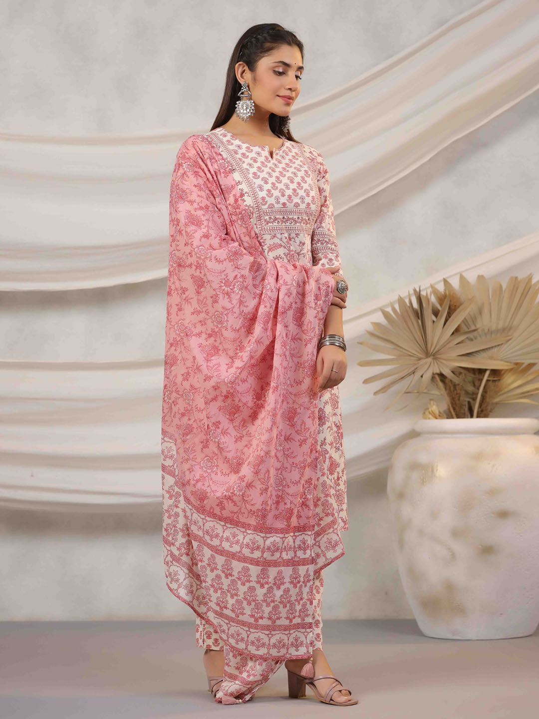 Floral Printed Kurta With Pants &amp; Dupatta