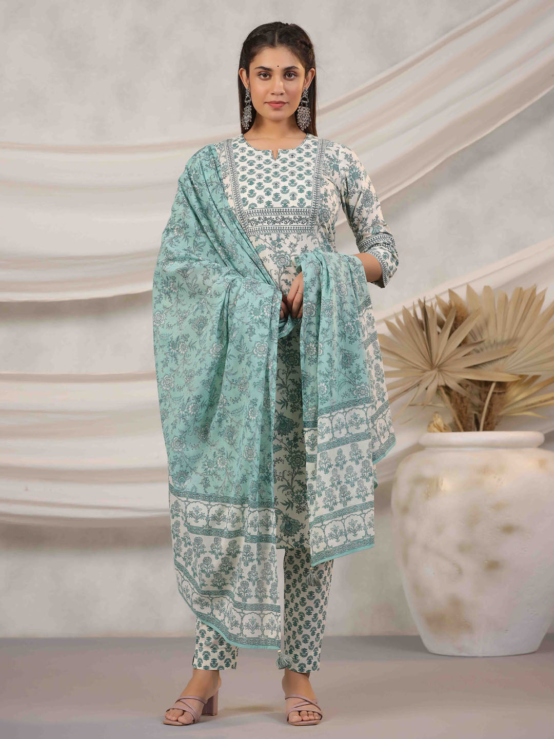 Floral Printed Kurta With Pants &amp; Dupatta