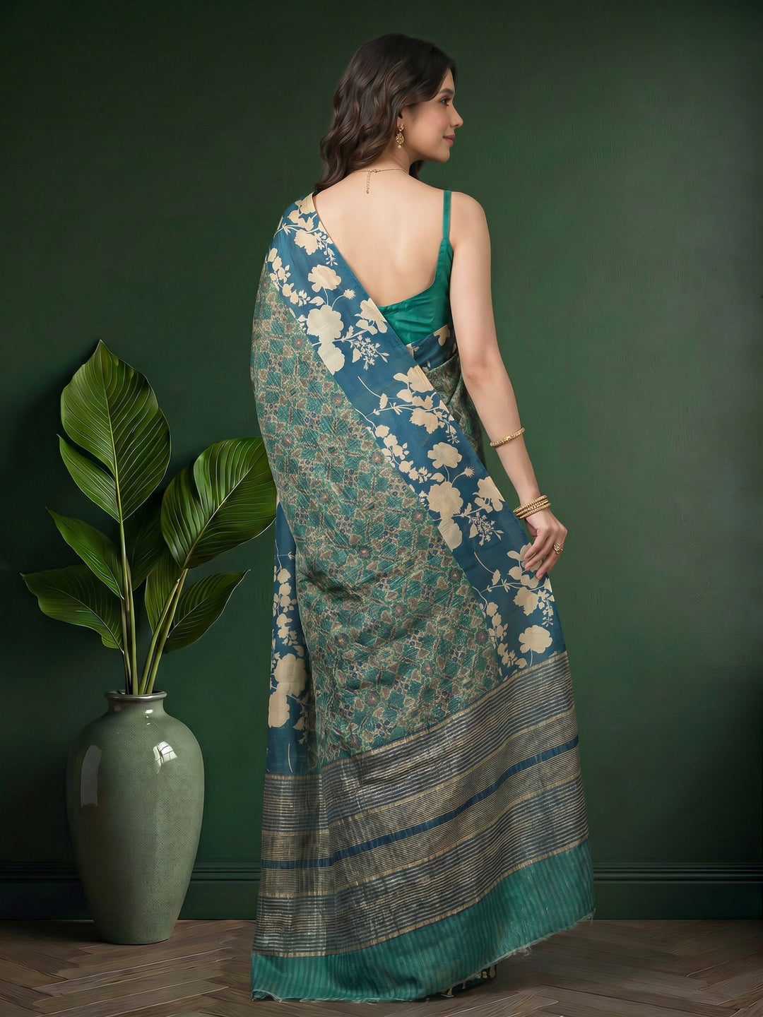 Blue Digital Print Cotton Blend Saree