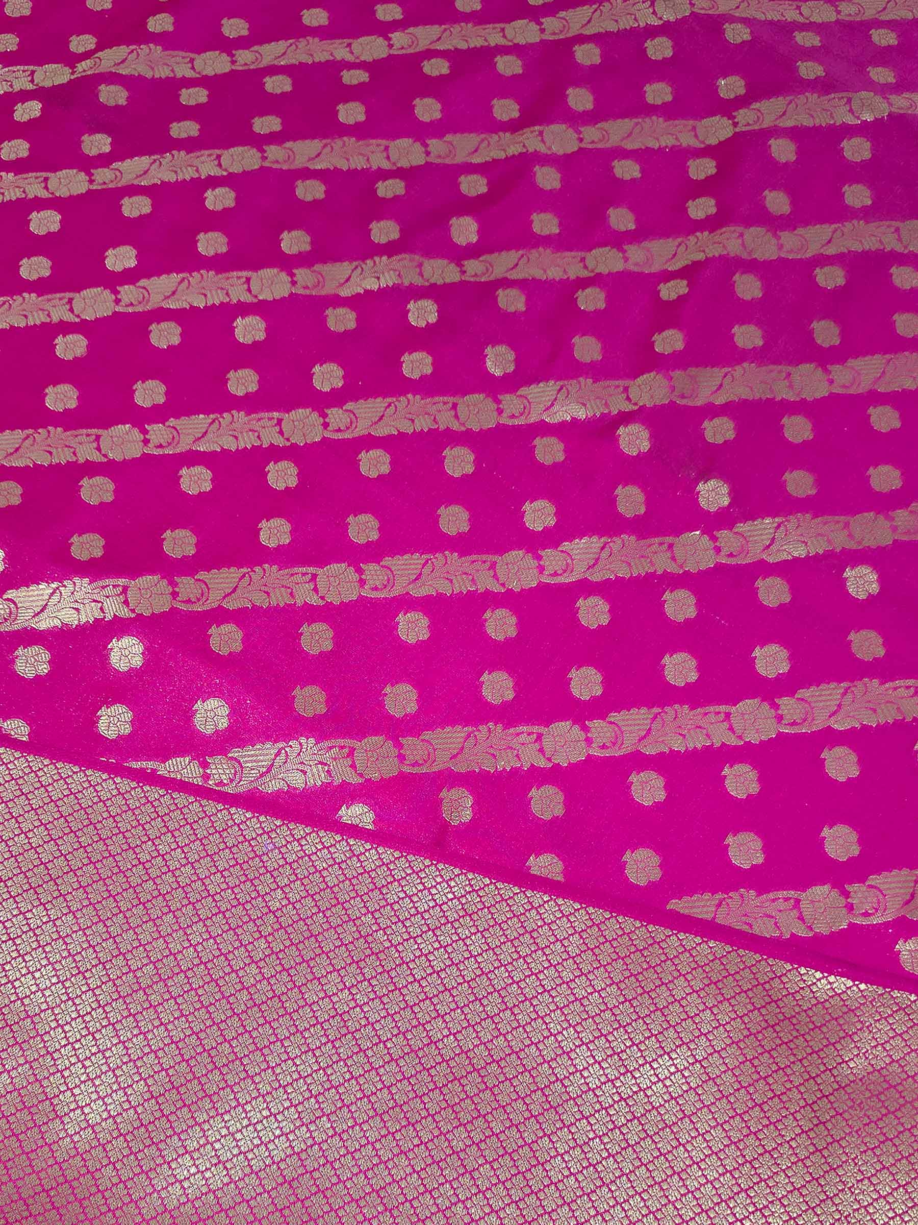 Rani Woven Design Banarasi Saree