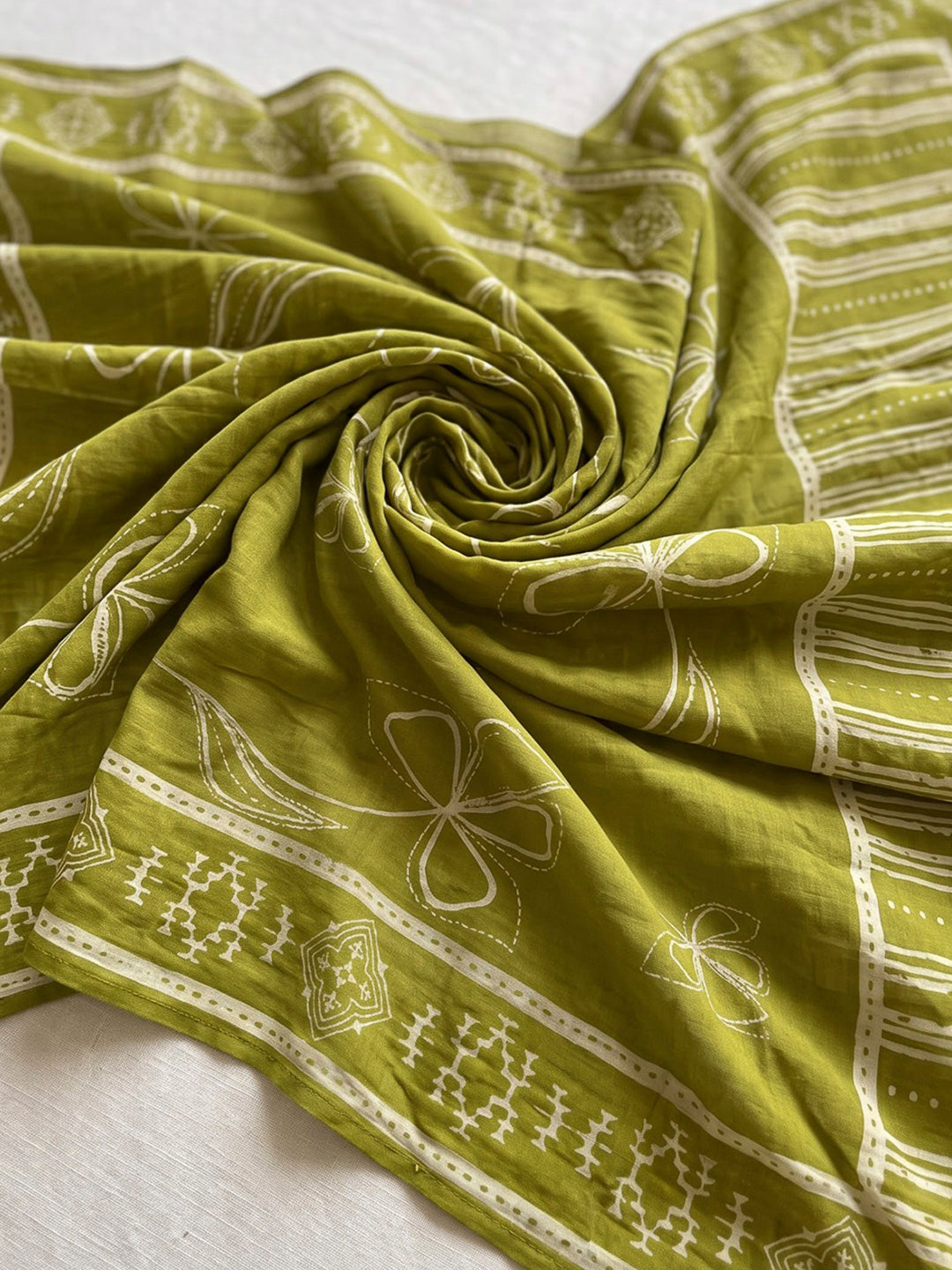 Green Printed Cotton Blend Kurta With Pant &amp; Dupatta