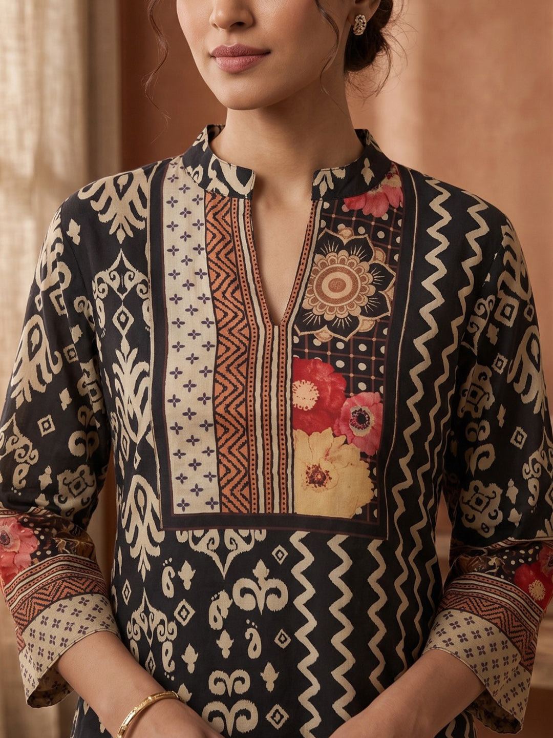 Black Printed Cotton Blend Round Neck Kurta With Pant