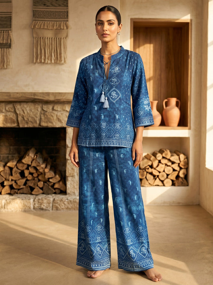 Blue Printed Crepe Round Neck Straight Kurta With Pant