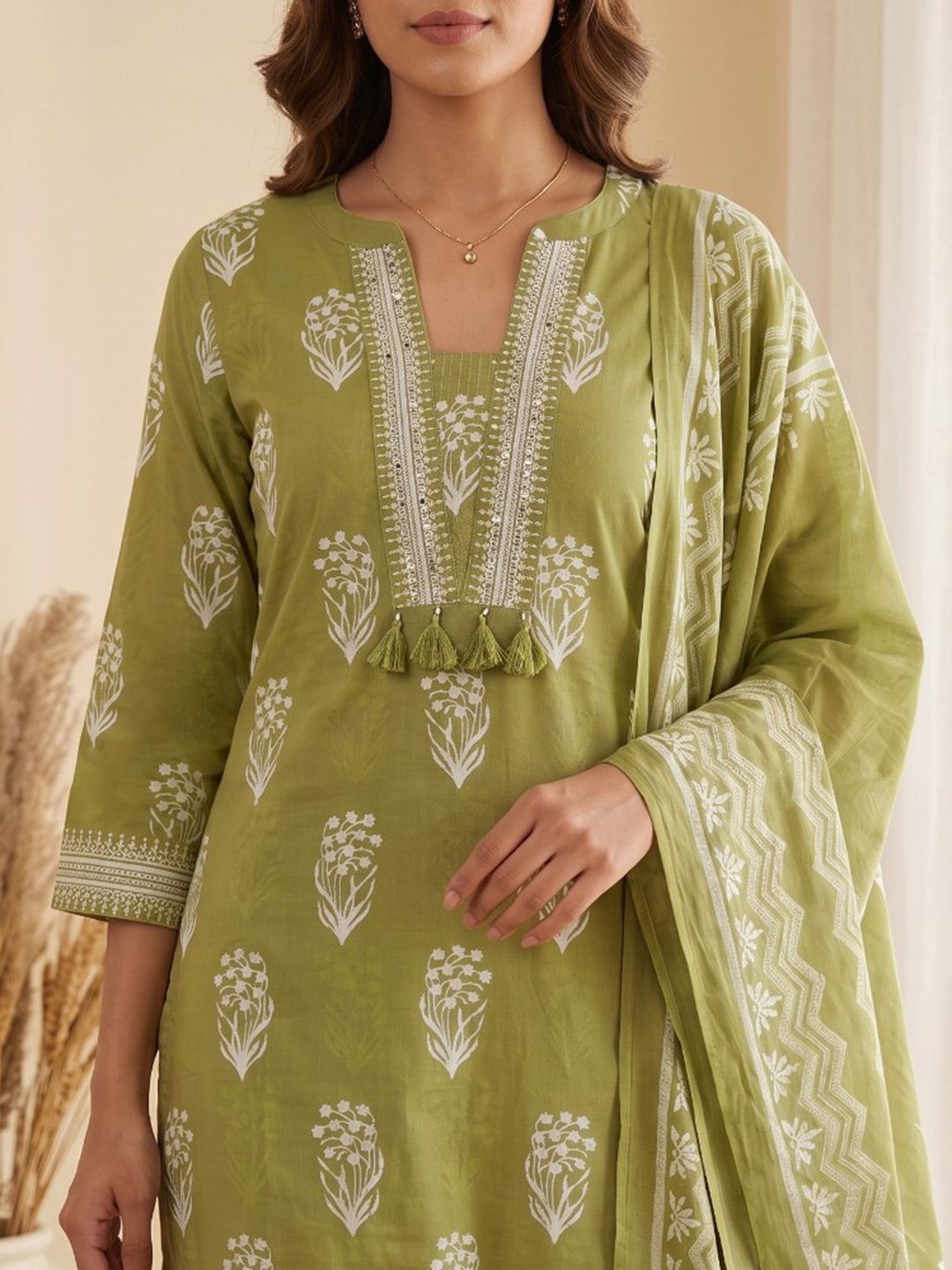 Green Printed Cotton Blend Kurta With Pant & Dupatta