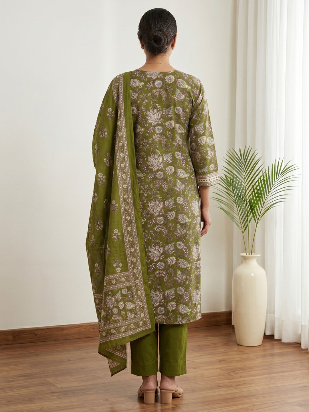 Green Embroidery Cotton Blend Kurta With Pant & Dupatta