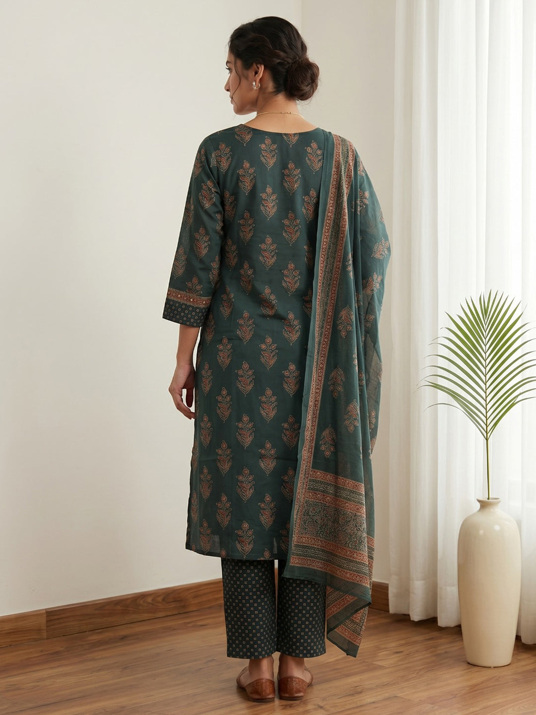 Green Printed Cotton Blend Kurta With Pant & Dupatta