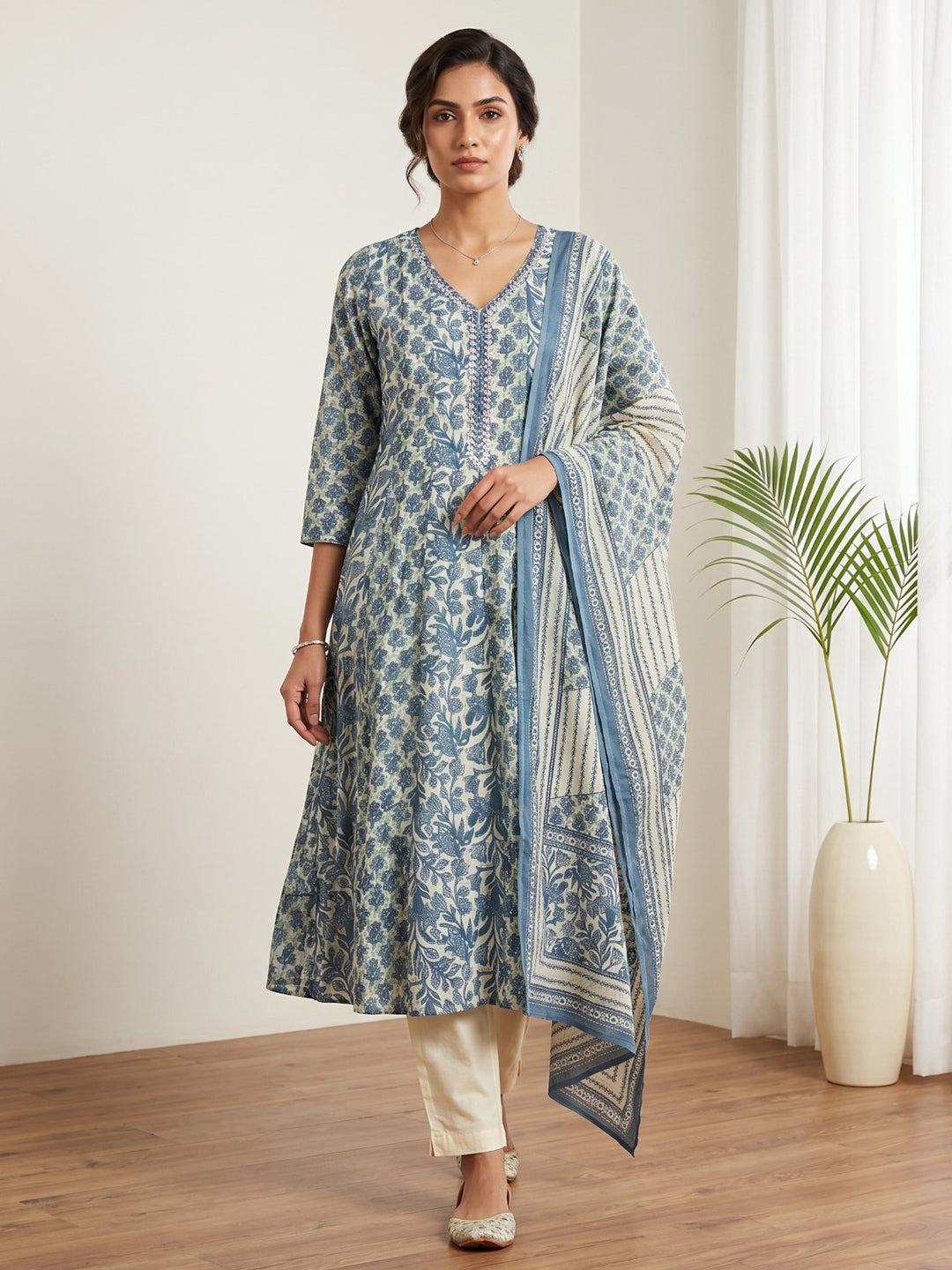 Blue Printed Cotton Blend Kurta With Pant & Dupatta