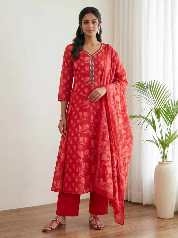 Embroidery Cotton Blend Kurta Set