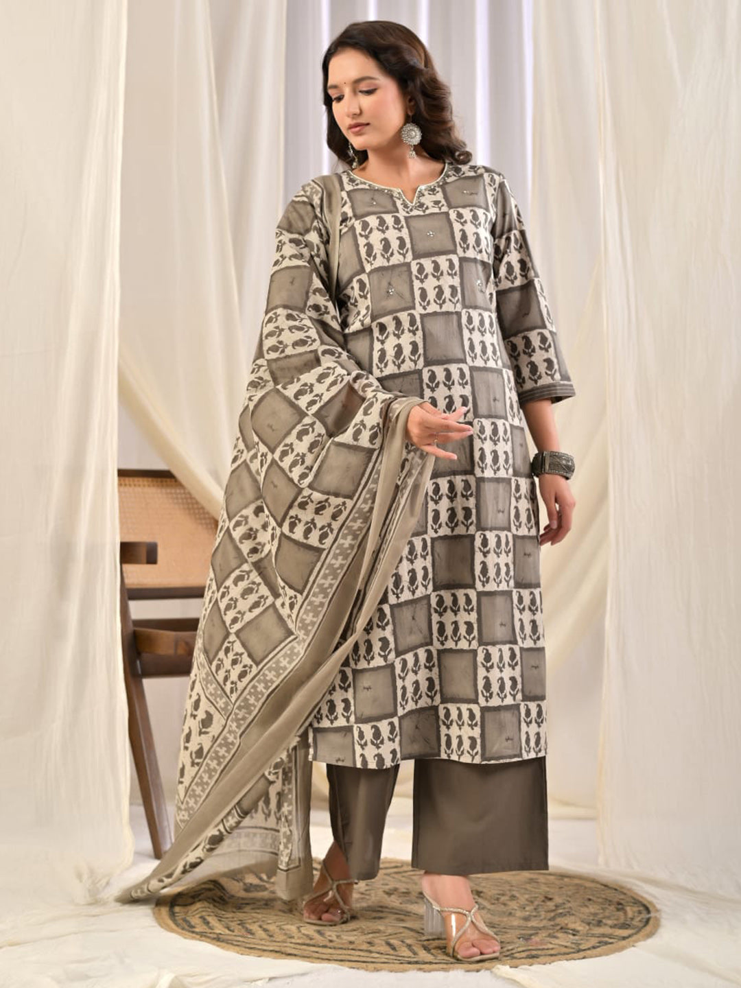 Grey Embroidery Cotton Blend Kurta With Pant & Dupatta
