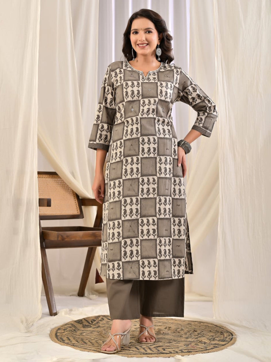 Grey Embroidery Cotton Blend Kurta With Pant & Dupatta