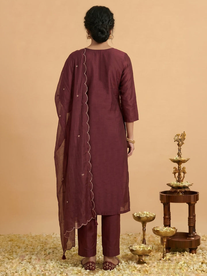 Maroon Embroidered Chanderi Kurta With Pant &amp; Dupatta