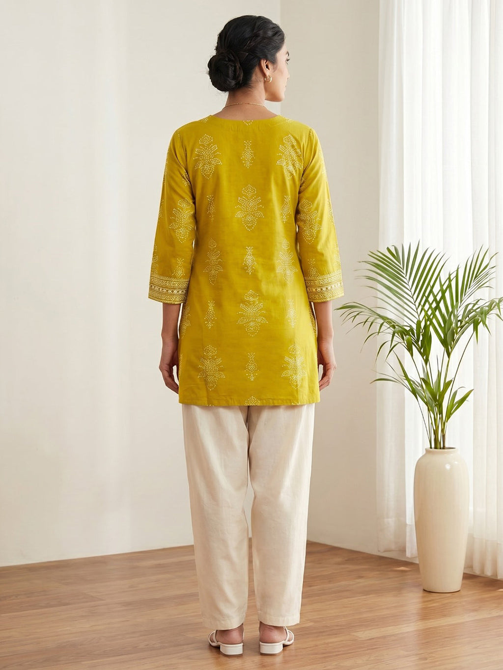 Mustard Cotton Blend Round Neck Printed Kurta