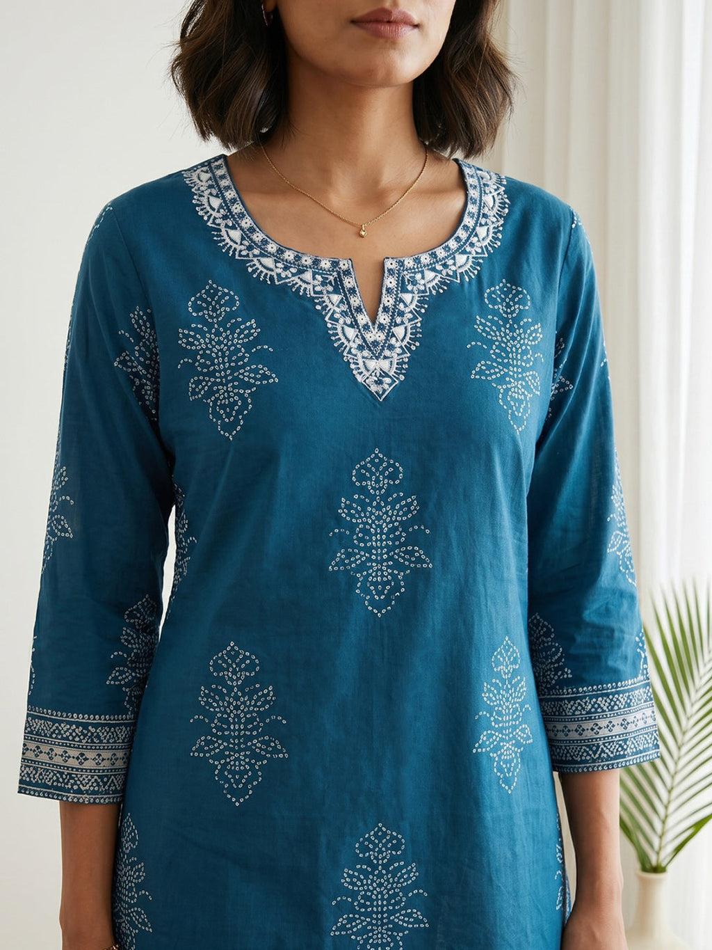 Teal Blue Cotton Blend Round Neck Printed Kurta