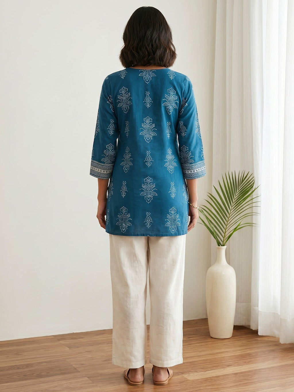 Teal Blue Cotton Blend Round Neck Printed Kurta