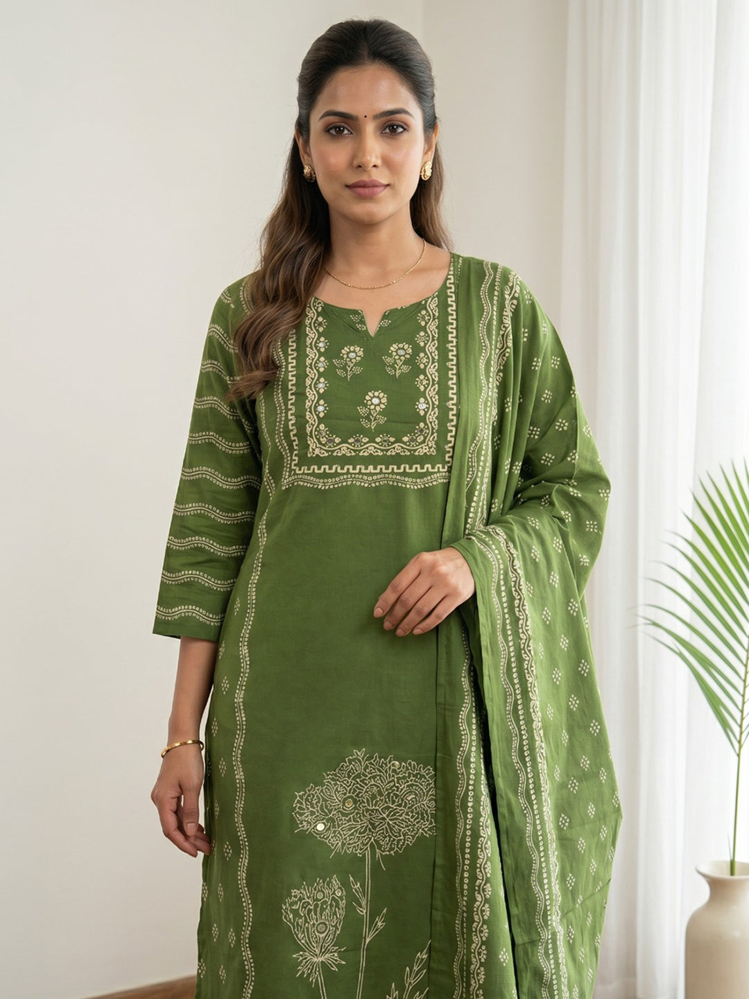 Green Printed Cotton Blend Kurta With Pant & Dupatta