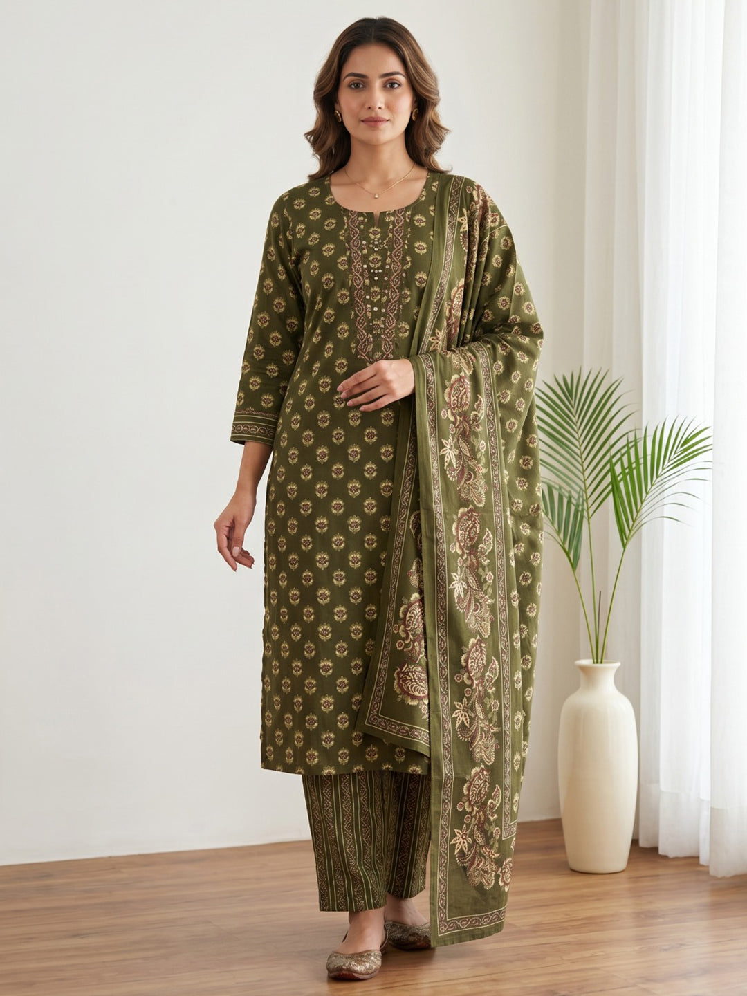 Green Printed Cotton Blend Kurta With Pant & Dupatta