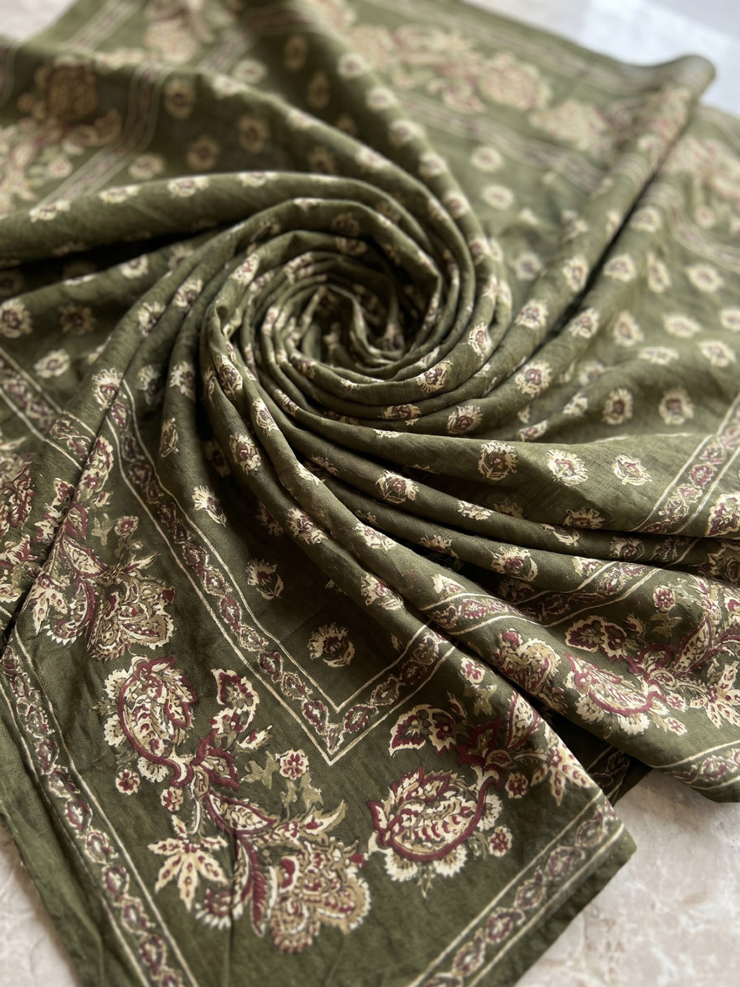 Green Printed Cotton Blend Kurta With Pant & Dupatta