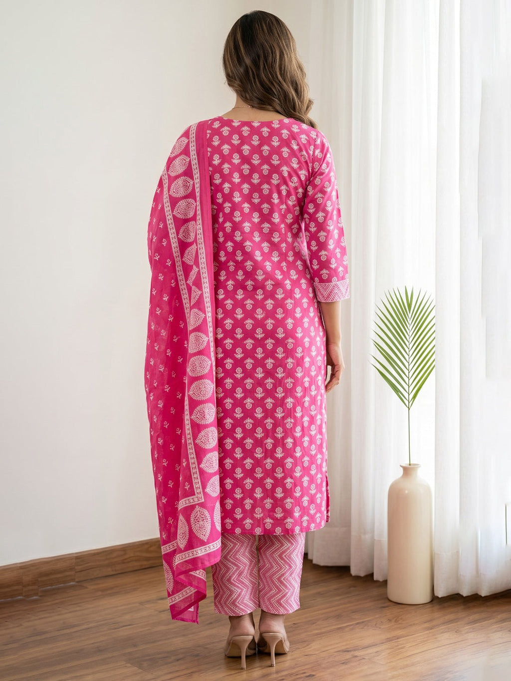 Pink Printed Cotton Blend Kurta With Pant & Dupatta