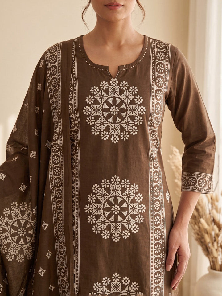 Brown Embroidery Cotton Blend Kurta With Pant &amp; Dupatta