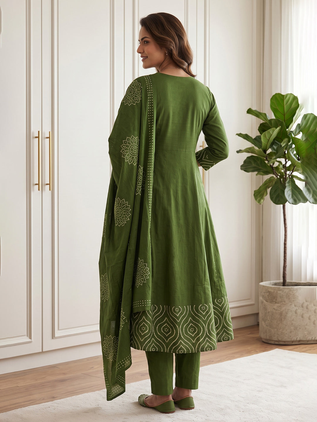 Green Printed Cotton Blend Kurta With Pant & Dupatta
