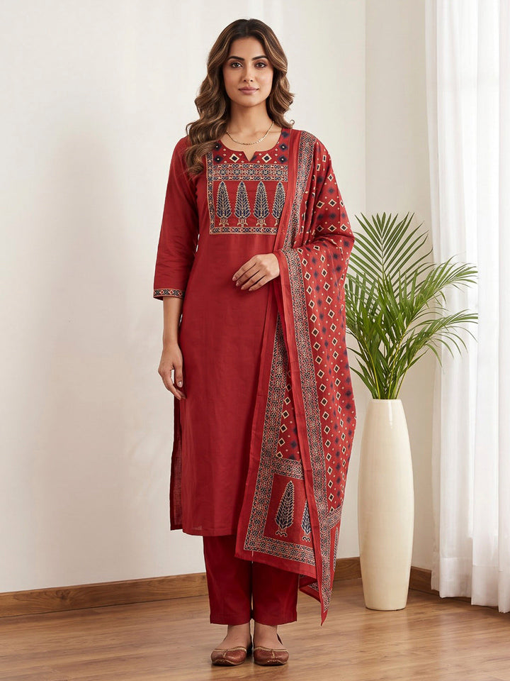 Red Printed Cotton Blend Kurta With Pant &amp; Dupatta