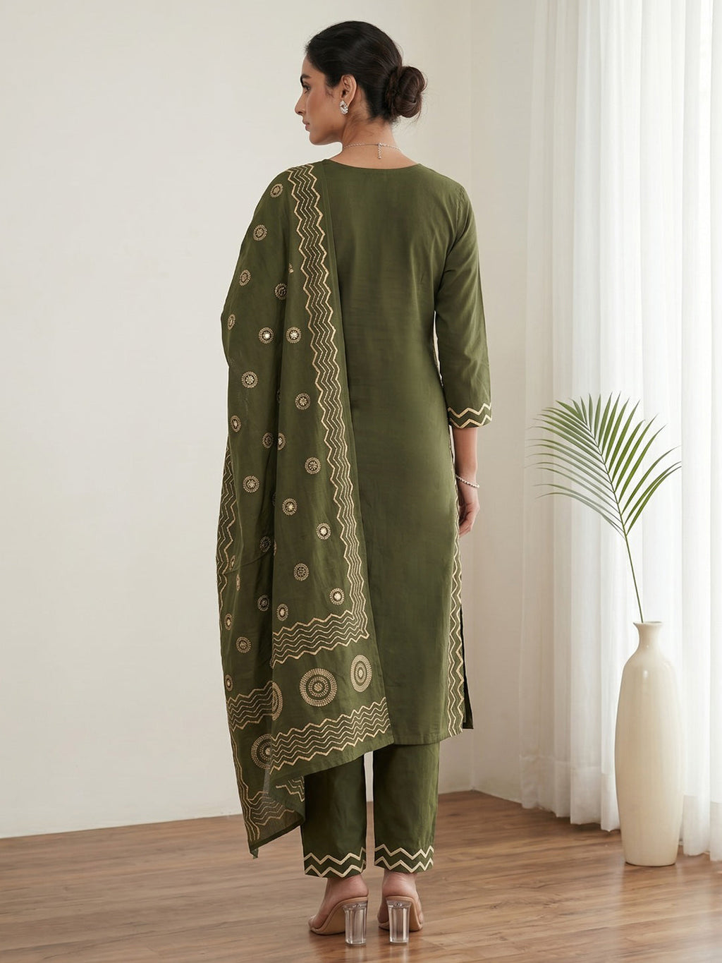 Green Printed Cotton Blend Kurta With Pant & Dupatta
