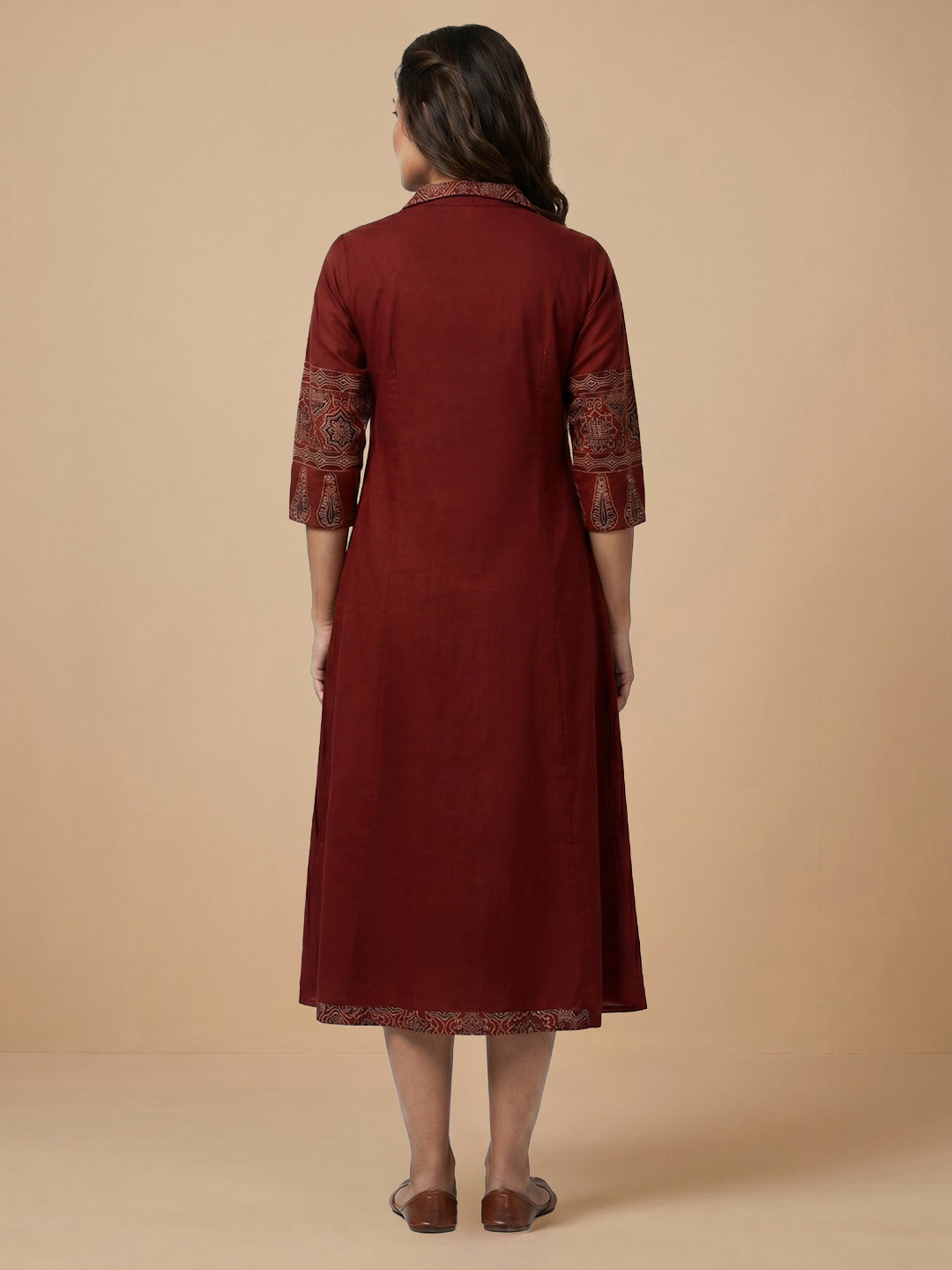 Red Embroidered Cotton Blend Straight Kurta