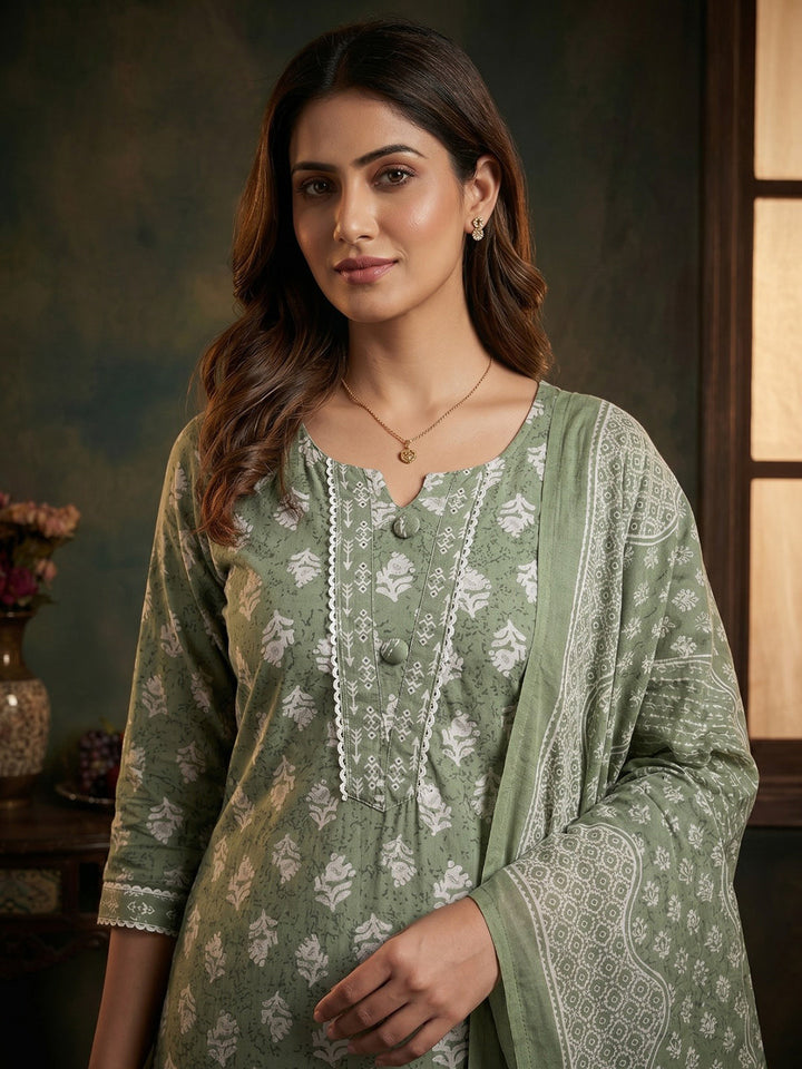Green Embroidered Cotton Blend Round Neck Suit Set