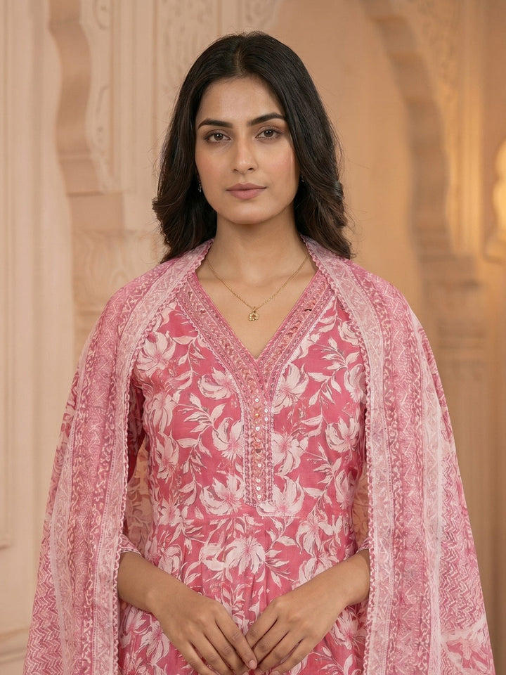 Pink Embroidered Cotton Blend Round Neck Suit Set