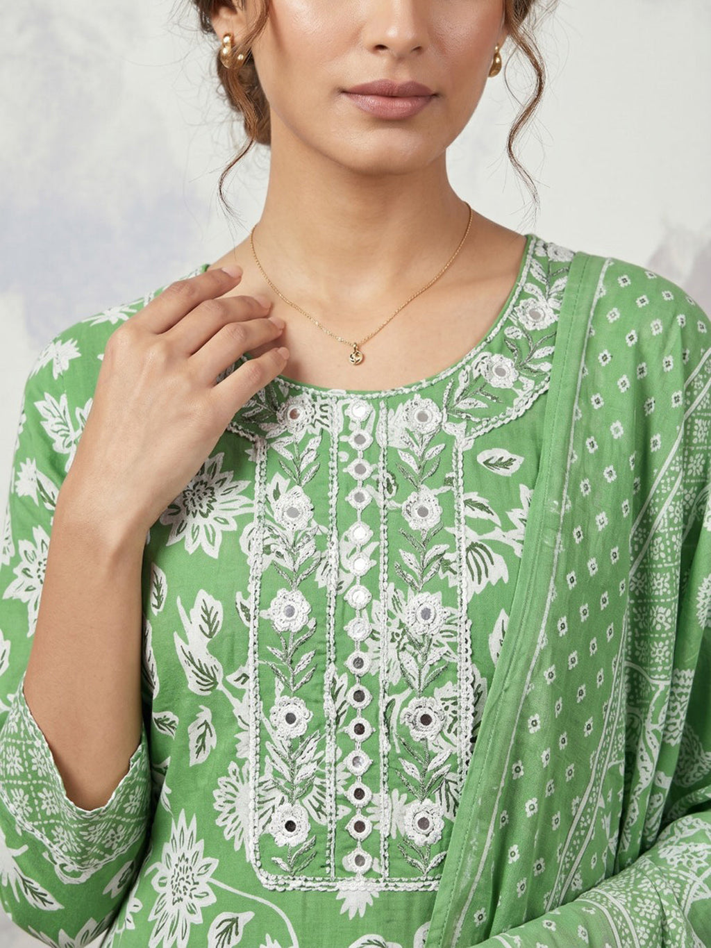 Green Embroidery Cotton Blend Kurta With Pant & Dupatta