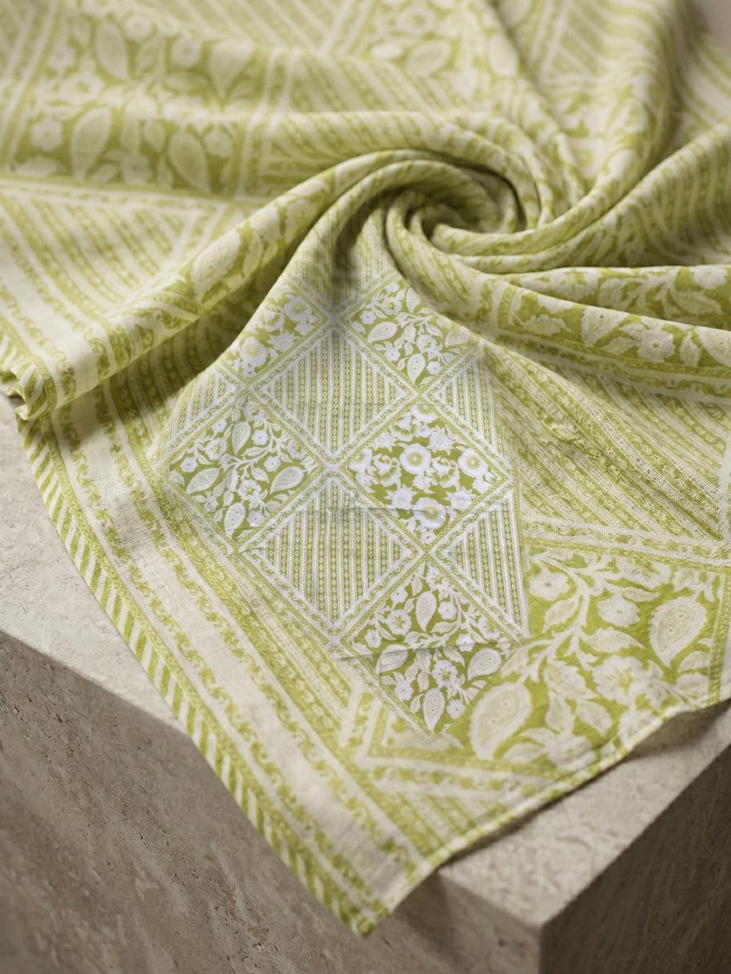 Green Printed Cotton Blend Kurta With Pant & Dupatta