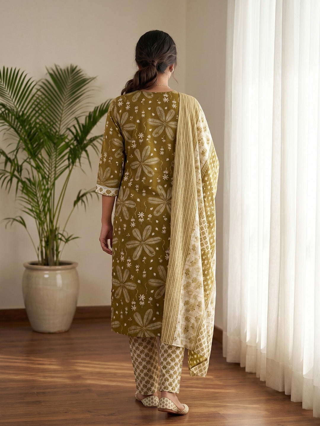 Mehndi Printed Cotton Blend Kurta With Pant & Dupatta