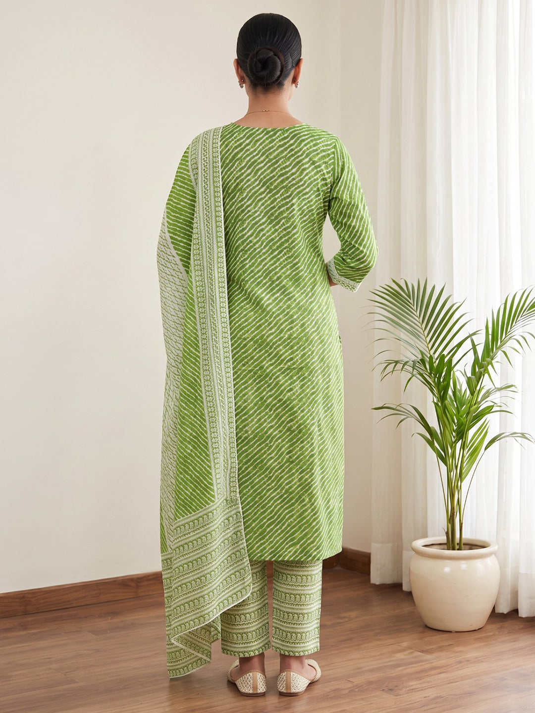 Green Printed Cotton Blend Kurta With Pant & Dupatta