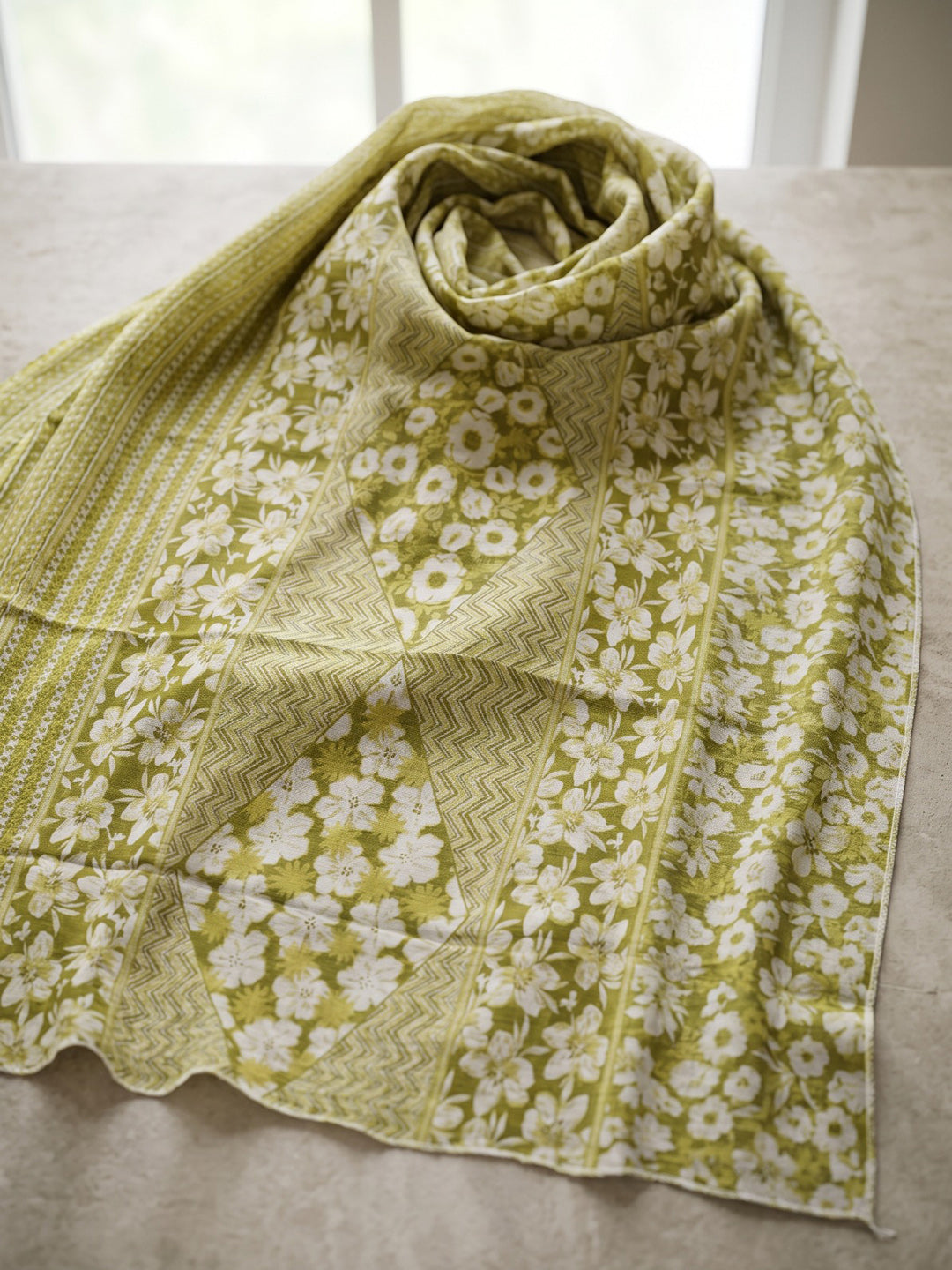 Green Printed Cotton Blend Kurta With Pant & Dupatta