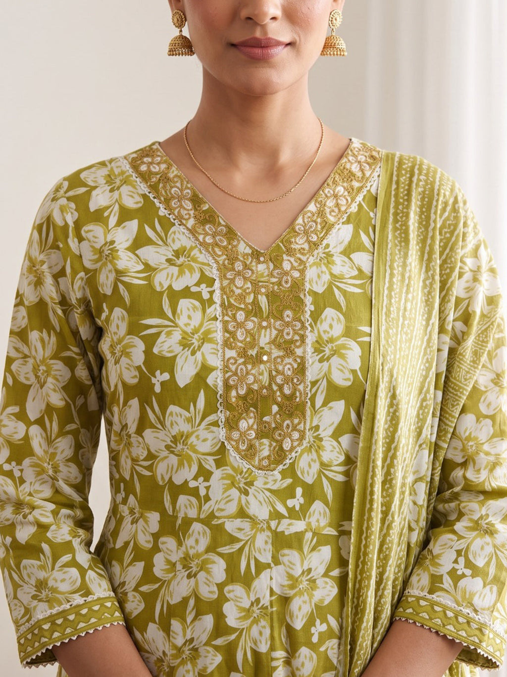 Green Printed Cotton Blend Kurta With Pant & Dupatta
