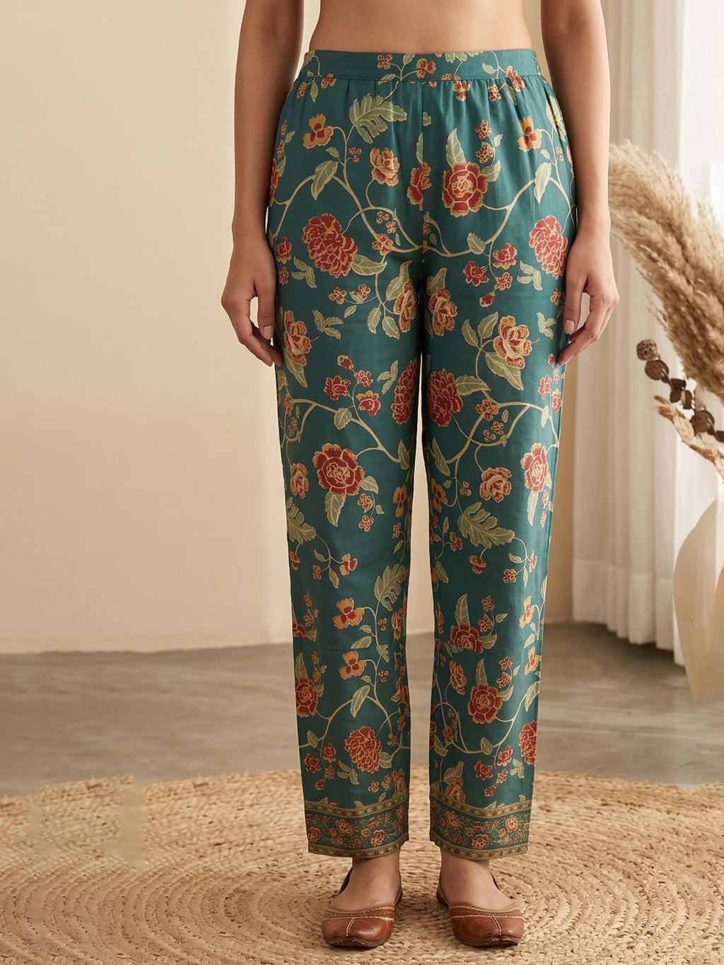 Green Printed Cotton Blend Kurta With Pant & Dupatta