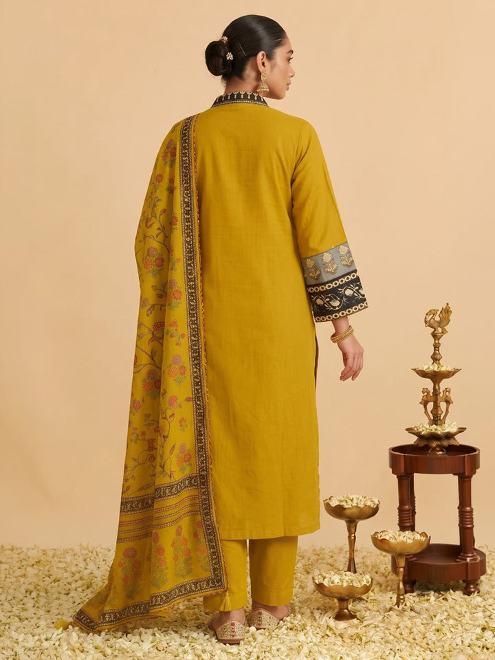 Yellow Printed Cotton Blend Kurta With Pant &amp; Dupatta