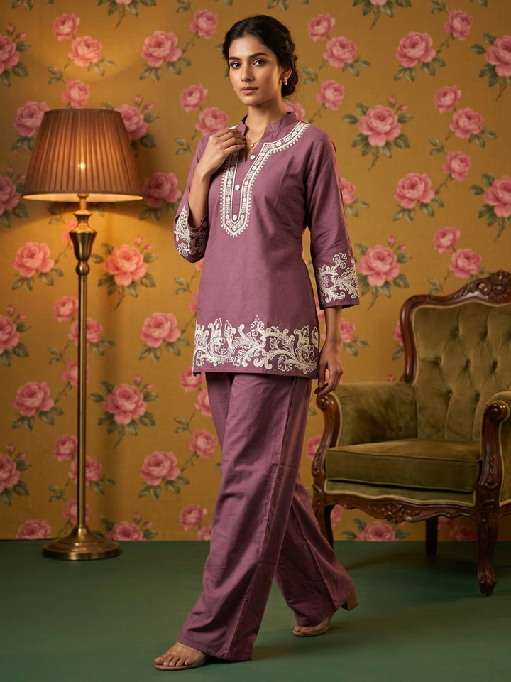 Purple Embroidered Cotton Blend Round Neck Straight Kurta With Pant