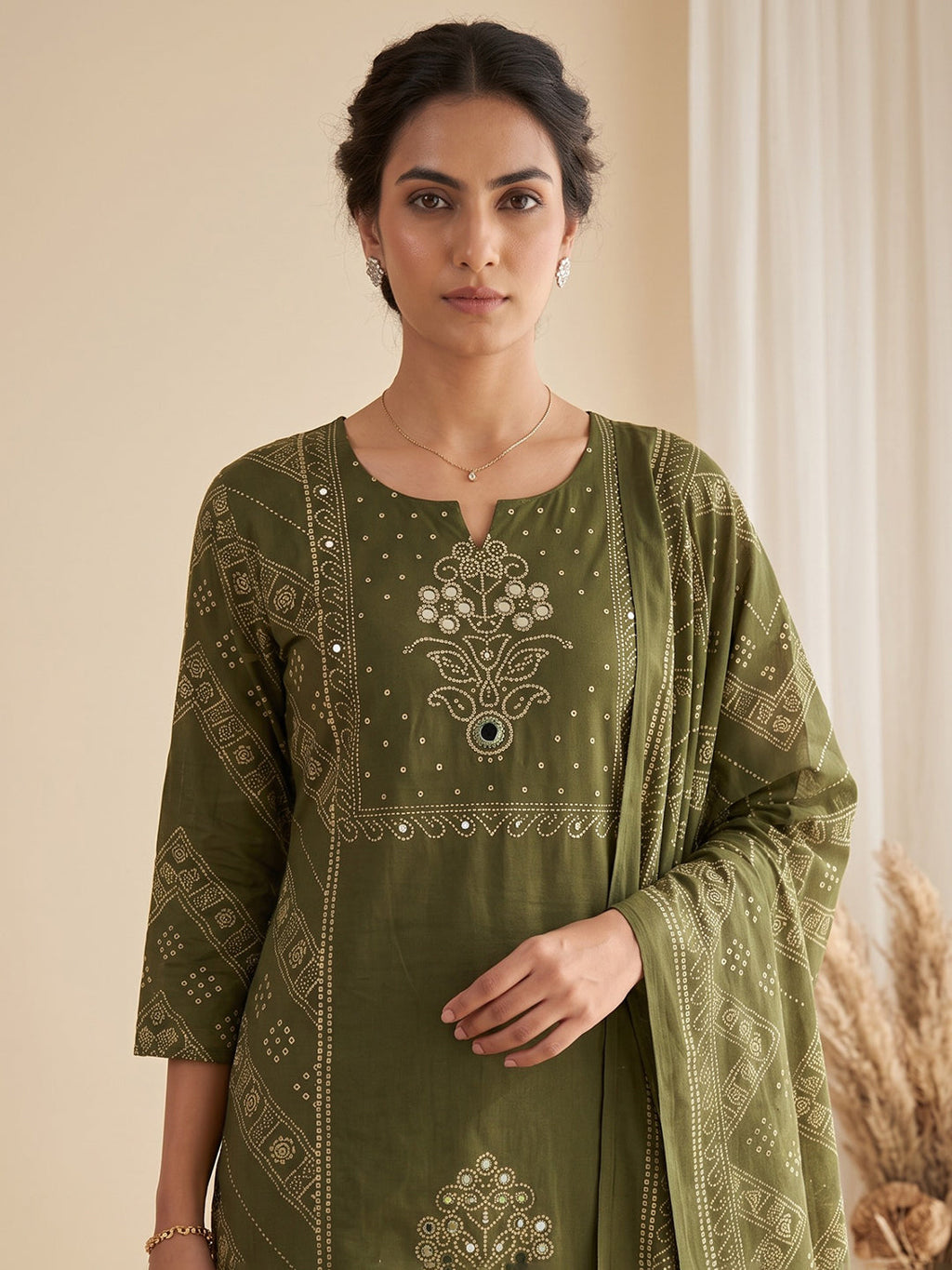 Green Printed Cotton Blend Kurta With Pant & Dupatta