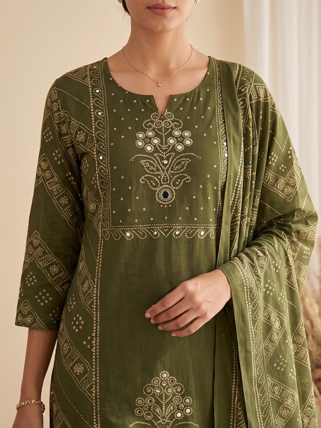 Green Printed Cotton Blend Kurta With Pant & Dupatta