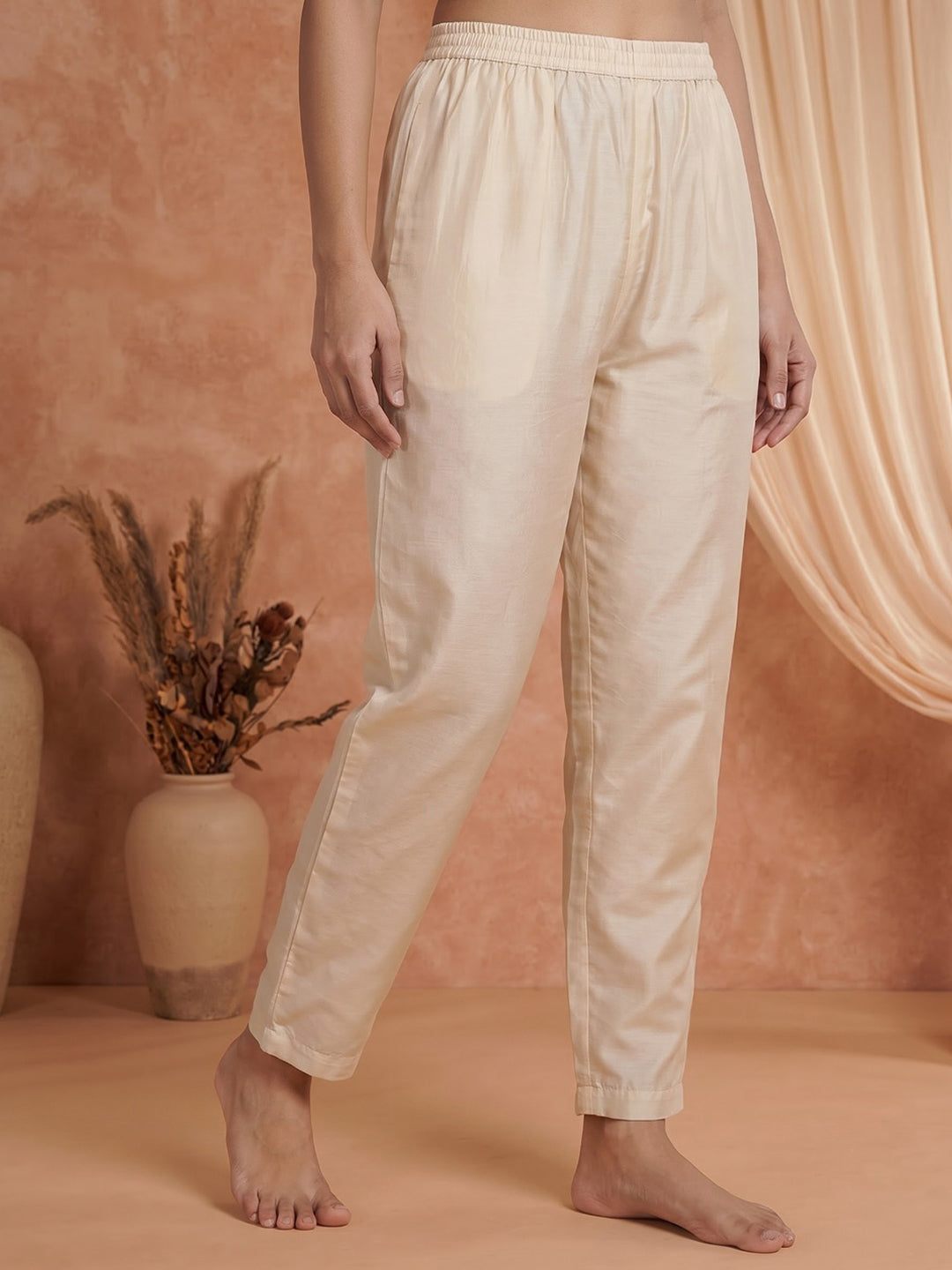Cream Embroidered Chanderi Kurta With Pant &amp; Dupatta