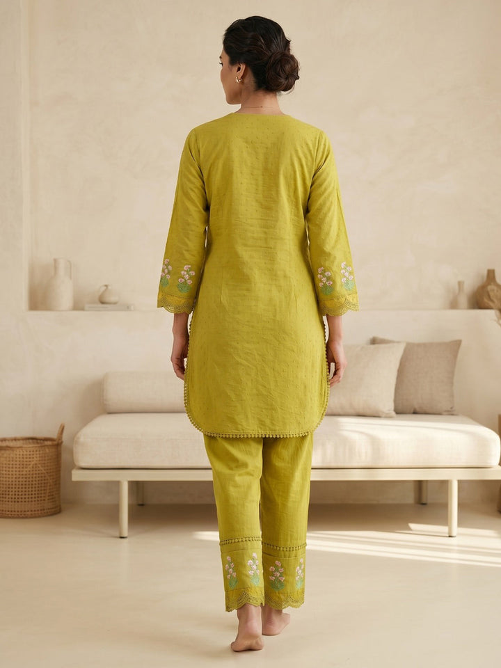 Mustard Embroidered Cotton Blend Round Neck Straight Kurta With Pant