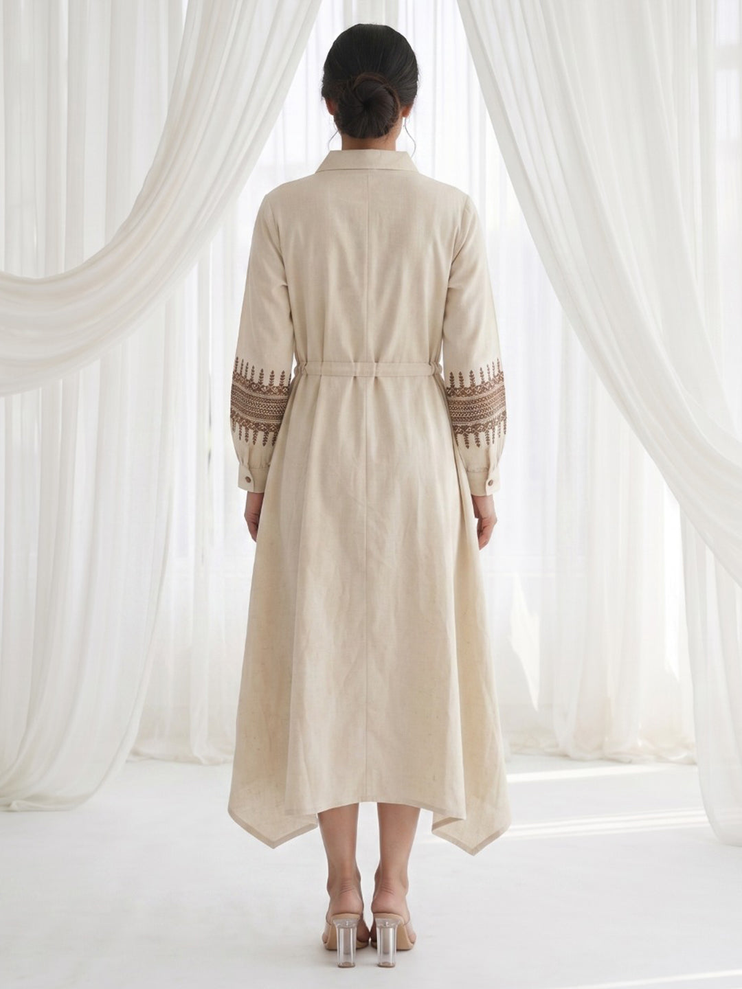 White Cotton Blend Round Neck Printed Kurta