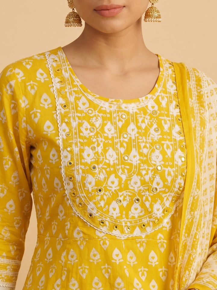 Yellow Printed Cotton Blend Kurta With Pant &amp; Dupatta